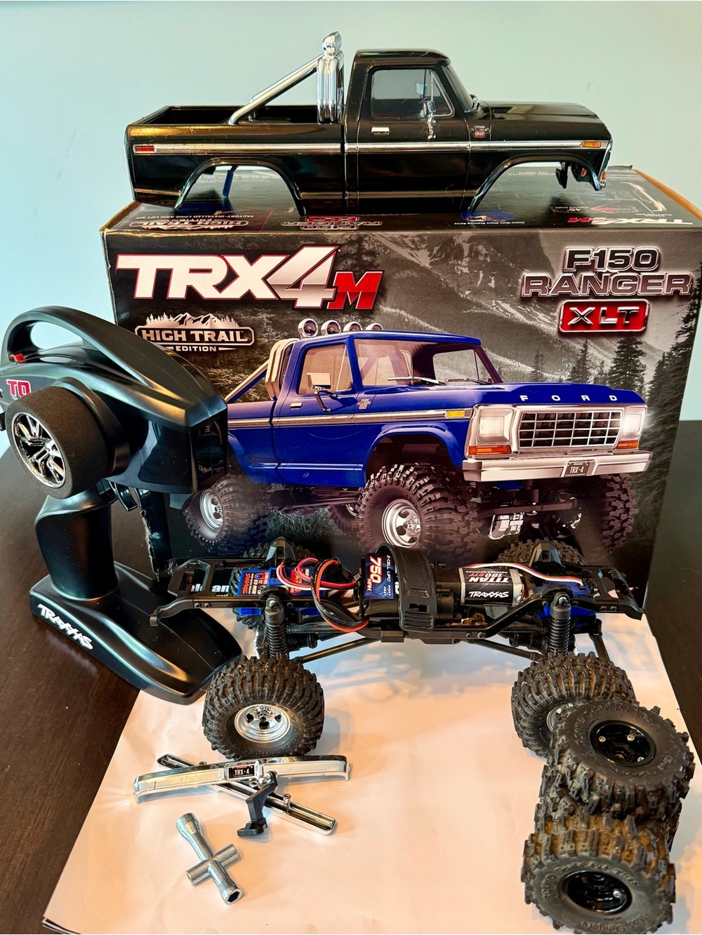 TRX-4M F-150 Ranger XLT RC Truck Kit - Black